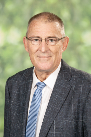 Conroy, Les.jpg